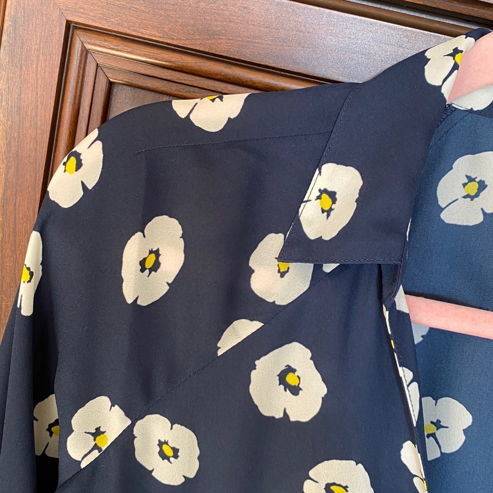 CABI Top - Picture 4 of 13